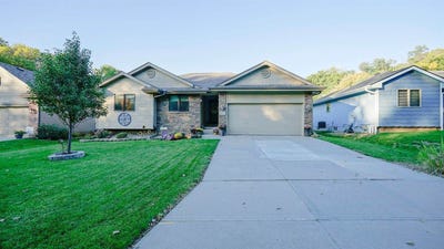 /international/us/820-mckenzie-avenue-council-bluffs-ia-110120155382/