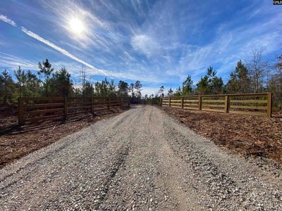 /international/us/900-piney-wood-road-saluda-sc-110105950719/
