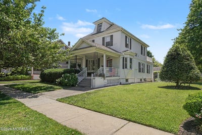 /international/us/513-10th-avenue-belmar-nj-110108722704/