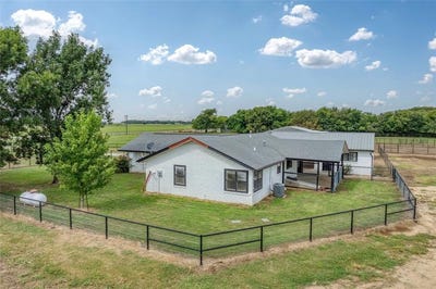/international/us/27403-state-highway-56-whitesboro-tx-110102144338/