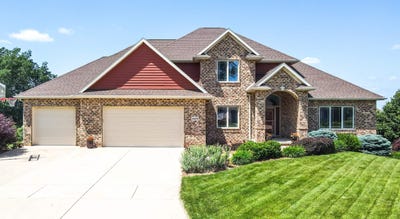 /international/us/1625-symphony-heights-green-bay-wi-110100452635/