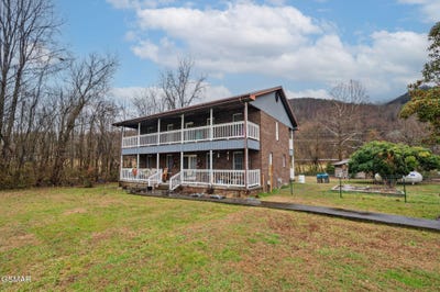 /international/us/3888-cosby-highway-cosby-tn-110098992889/