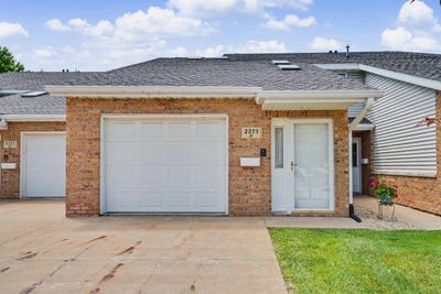 /international/us/2275-pasadena-drive-51-dubuque-ia-110108475229/