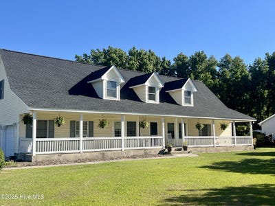 /international/us/103-trenor-lane-powells-point-nc-110105040674/