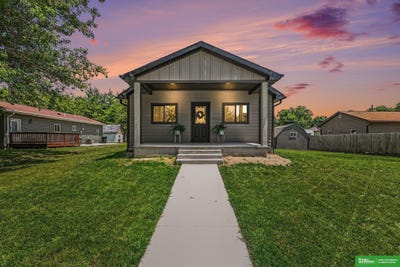 /international/us/326-s-maple-street-west-point-ne-110109040378/