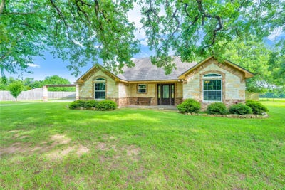 /international/us/2229-highway-164-e-groesbeck-tx-110107890013/