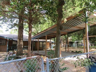 /international/us/1117-woodland-trail-tool-tx-110107745925/