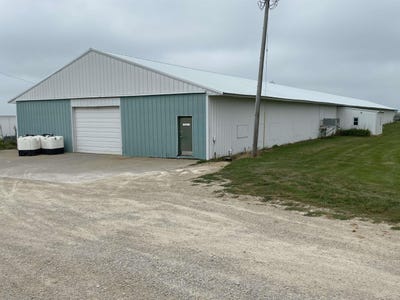 /international/us/6701-strayer-road-cedar-falls-ia-110108337096/
