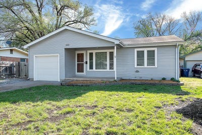 /international/us/440-n-colby-ave-valley-center-ks-110098882685/
