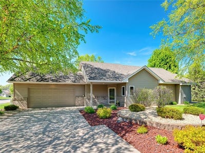 /international/us/14165-butternut-street-nw-andover-mn-110108355212/
