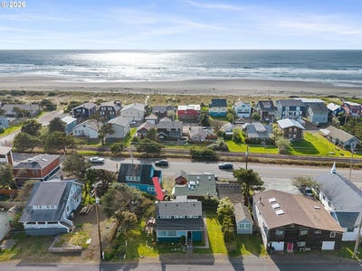 /international/us/353-s-anchor-st-rockawaybeach-or-110107715678/