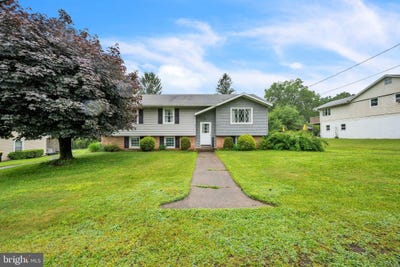 /international/us/23-maple-street-ashland-pa-110100354084/