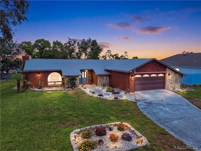 /international/us/11475-fortune-street-spring-hill-fl-110108255280/