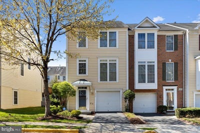 /international/us/4040-fairfax-center-hunt-trail-fairfax-va-110107317569/