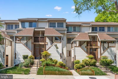 /international/us/18284-windsor-hill-drive-olney-md-110107846219/