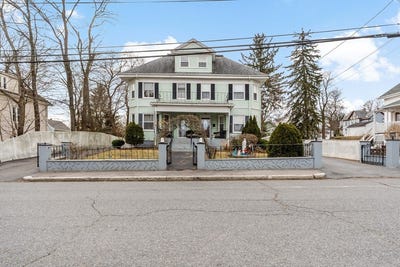 /international/us/86-88-division-st-north-attleboro-ma-110107159937/