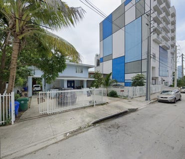 /international/us/652-nw-1st-street-miami-fl-110108363882/