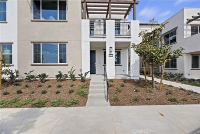 /international/us/16125-linden-lane-chino-ca-110099325122/