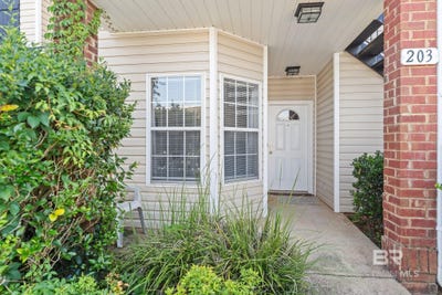 /international/us/2651-s-juniper-street-foley-al-110101089542/