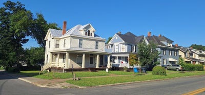 /international/us/1202-melrose-ave-nw-roanoke-va-110104201642/