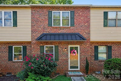 /international/us/1535-south-point-road-belmont-nc-110109024999/