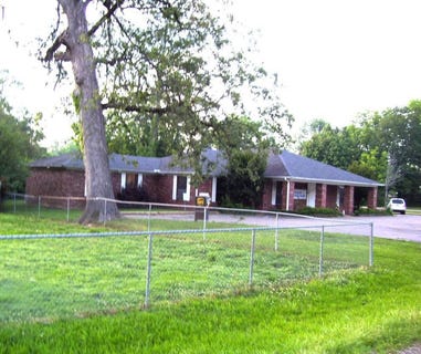 /international/us/170-s-4th-st-ashdown-ar-110108358415/