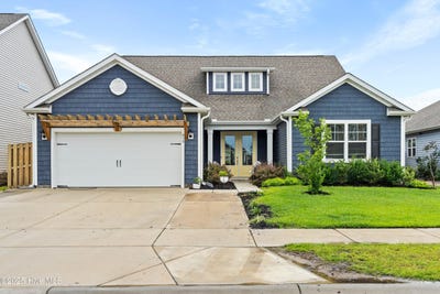 /international/us/418-edgewater-way-surf-city-nc-110100479502/