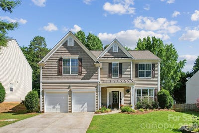 /international/us/9713-chanson-place-matthews-nc-110108637298/
