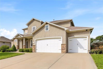 /international/us/1217-hillmann-lane-warrensburg-mo-110108614715/