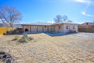 /international/us/711-cavalry-court-taos-nm-110100833280/