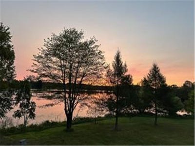 /international/us/10436-bay-avenue-hayward-wi-110106818536/