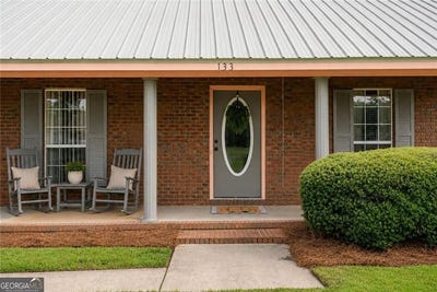 /international/us/133-english-street-douglas-ga-110109103527/