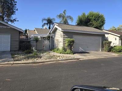 /international/us/1615-e-castlecrest-avenue-visalia-ca-110108907796/