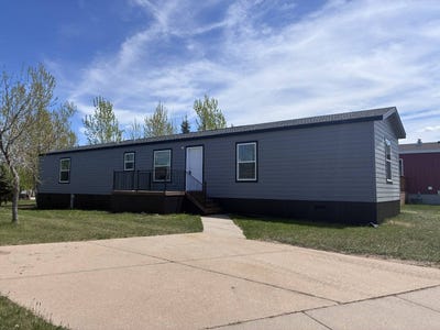 /international/us/1318-foothills-dr-spearfish-sd-110108225085/