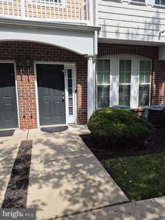 /international/us/21-iron-works-way-trenton-nj-110101509295/