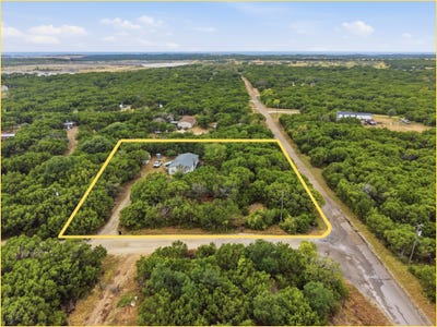 /international/us/900-cedar-break-court-cleburne-tx-110120083406/