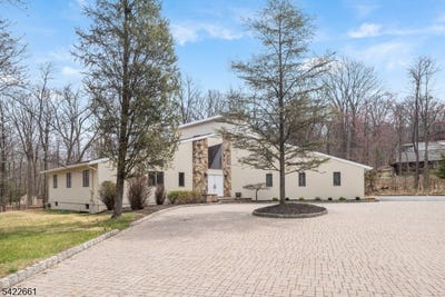 /international/us/586-stangle-rd-bridgewater-twp-nj-110107082809/