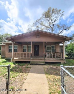 /international/us/838-colville-street-wiggins-ms-110107750620/
