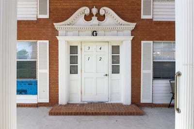 /international/us/4158-tamiami-trail-g1-port-charlotte-fl-110098619905/