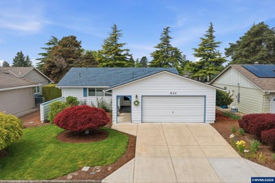/international/us/401-s-cascade-dr-woodburn-or-110107763933/