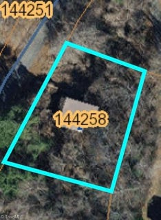 /international/us/4236-gadberry-road-boonville-nc-110101069350/