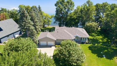 /international/us/19401-428th-avenue-frazee-mn-110109794545/
