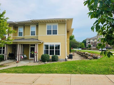 /international/us/4034-felland-road-madison-wi-110109982920/