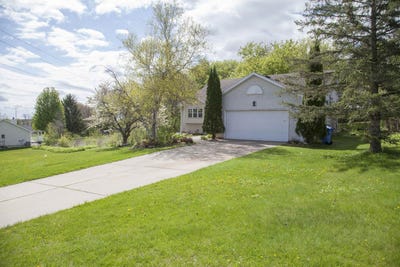 /international/us/819-spellman-street-mount-horeb-wi-110107717944/