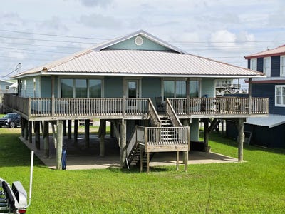 /international/us/2580-highway-1-grand-isle-la-110108548160/