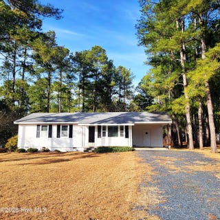 /international/us/735-w-philadelphia-avenue-pinebluff-nc-110105712505/