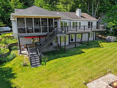 /international/us/16036-lewis-lake-vandalia-mi-110108821827/