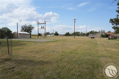 /international/us/1211-tbd-pritchard-st-nw-lot-4-5-harlowton-mt-110104878859/