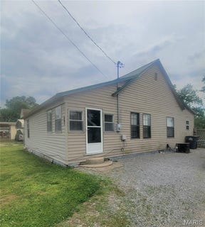/international/us/201-s-bates-street-morehouse-mo-110108281199/