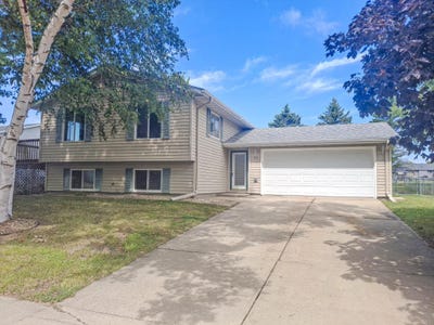 /international/us/1304-17th-street-sw-faribault-mn-110110280824/